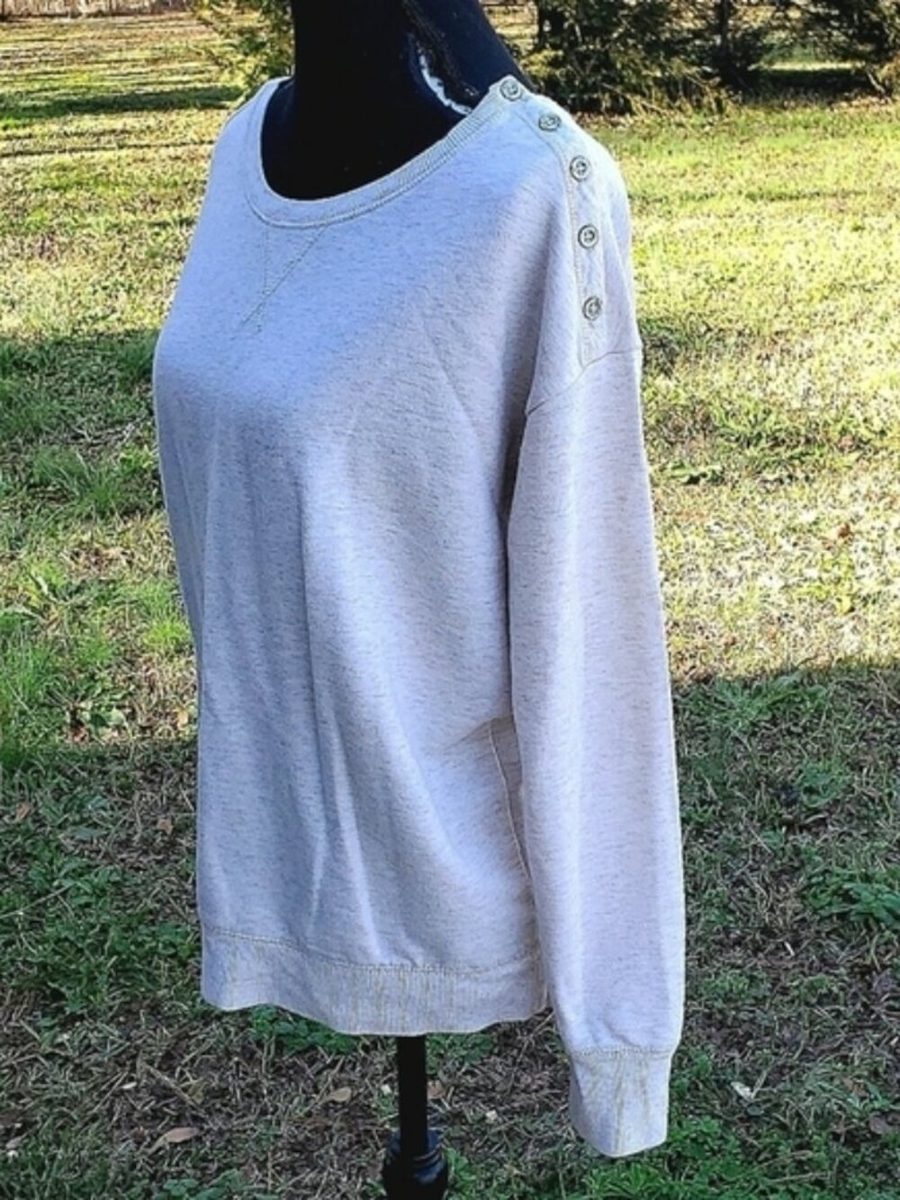 AERIE Cream sweater with decorative buttons Small - Picture 1 of 5